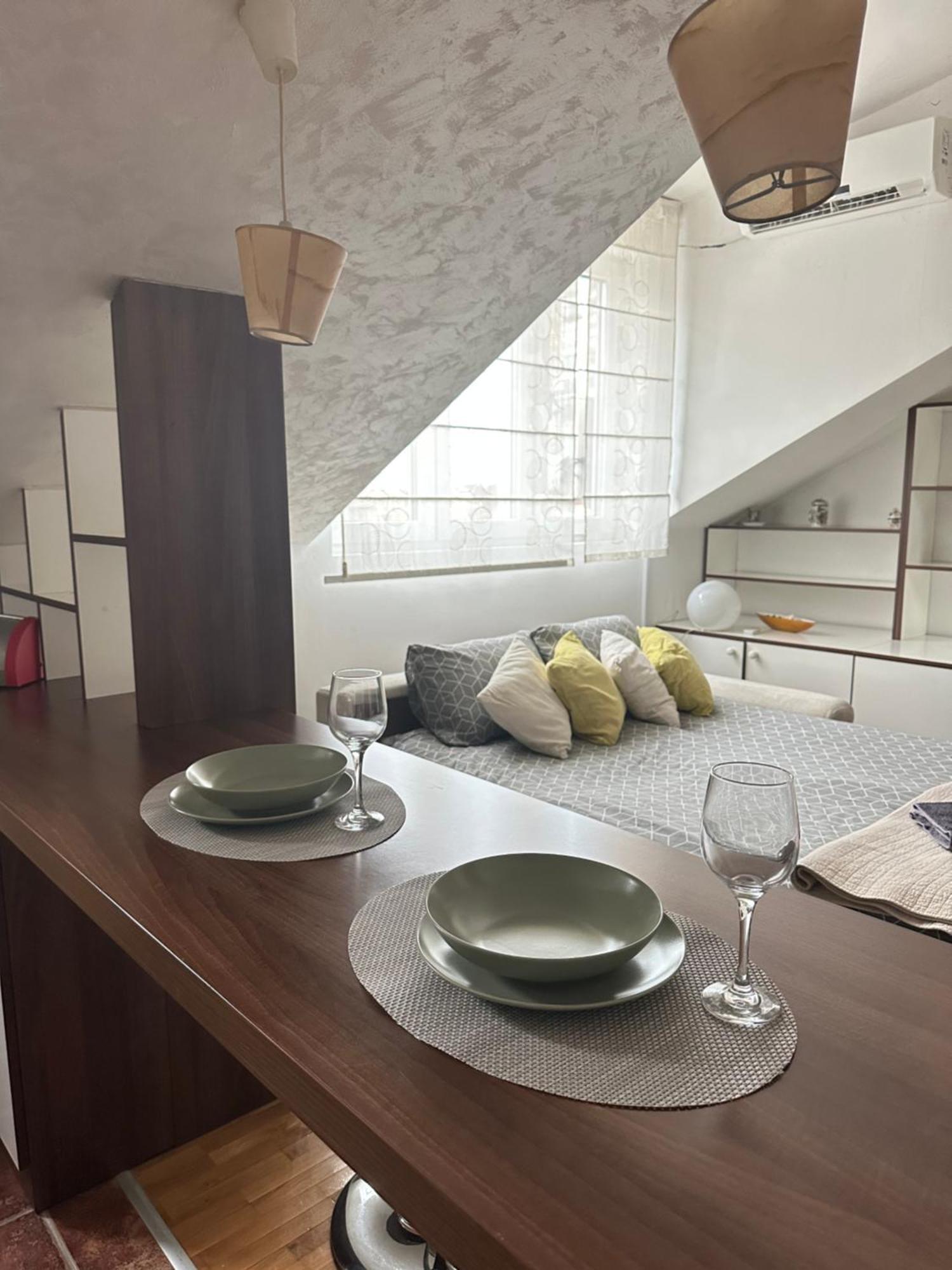 Triangle City Apartment 1 Belgrado Exterior foto